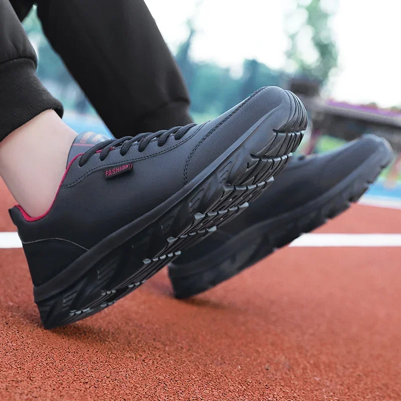 남성용 러닝화, 블랙 PU 어퍼, 플랫 및 편안한 워킹 - Waterproof Goretex Running Shoes 리뷰 및 가격