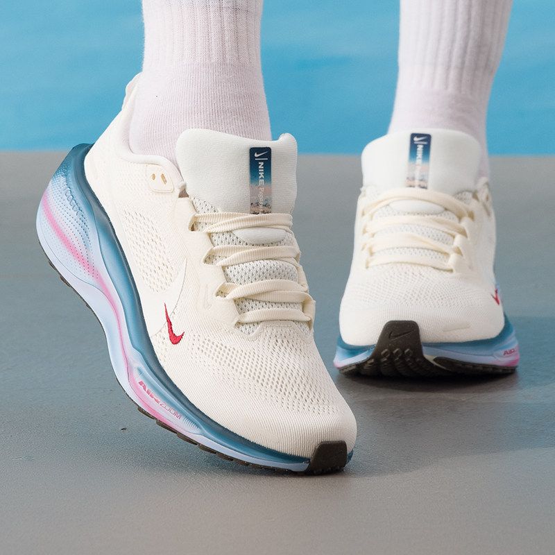 나이키 여성용 신발 오리지널 로우탑 경량 통기성 쿠션  - Lightweight Road Running Shoes 리뷰 및 가격